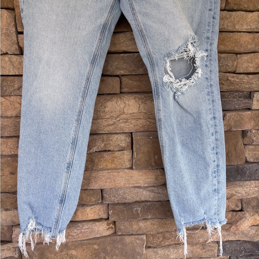 American Eagle Outfitters Blue Boyfriend‎ Jeans Relaxed Distressed - Picture 4 of 7
